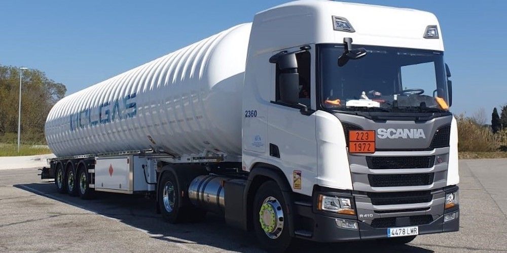 Camion de Molgas para transporte de GNL Scania