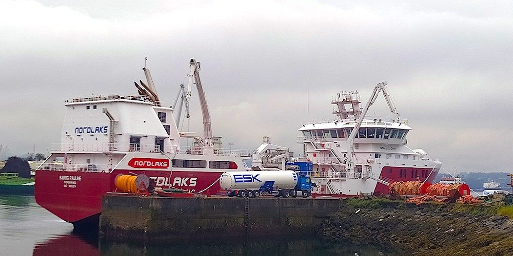 Bunkering GNL Ferrol carguero pescado