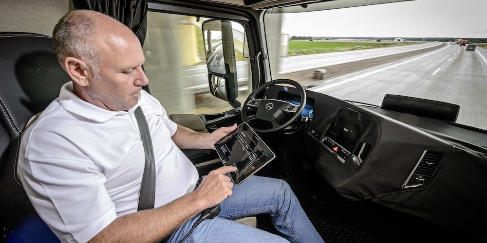 Mercedes-Benz Future Truck 2025