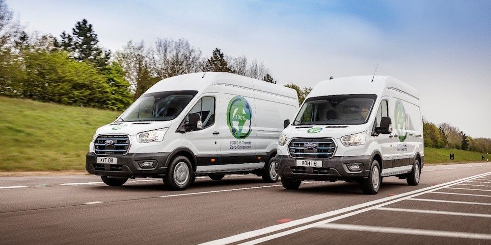 Ford E-Transit en carretera