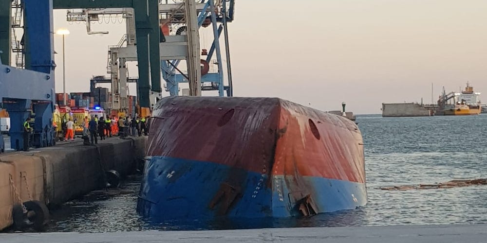 accidente portacontenedores en el puerto de Castellon