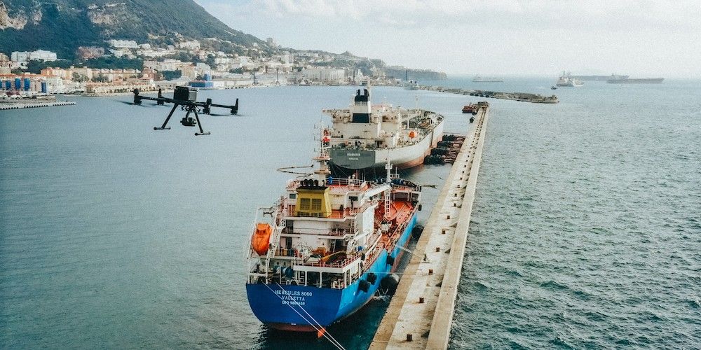 dron abastecimiento a buque puerto vigo