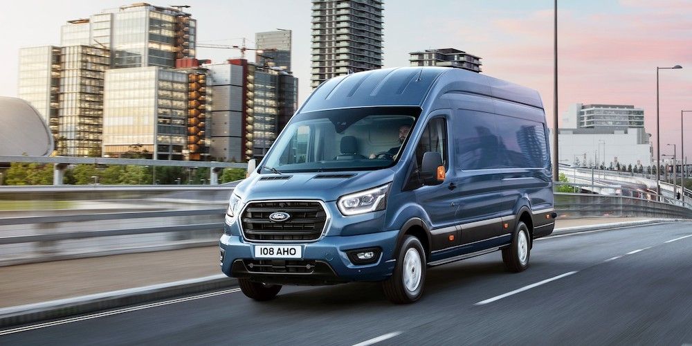 Ford Transit en carretera