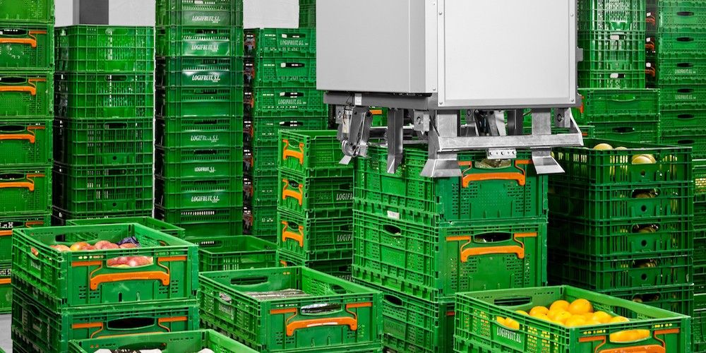 Las cajas verdes de Mercadona tienen una vida útil media de cinco años.