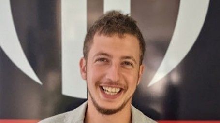 Glauc Fornes Joven Transitario