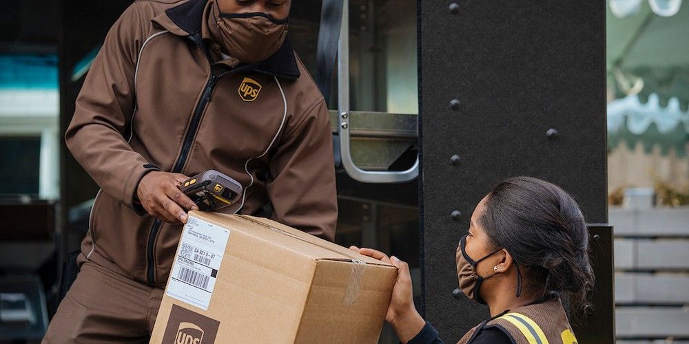 Paqueteria UPS entrega reparto