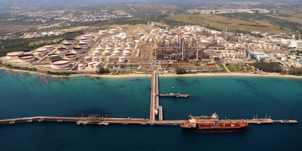 Refineria Helity puerto Algeciras