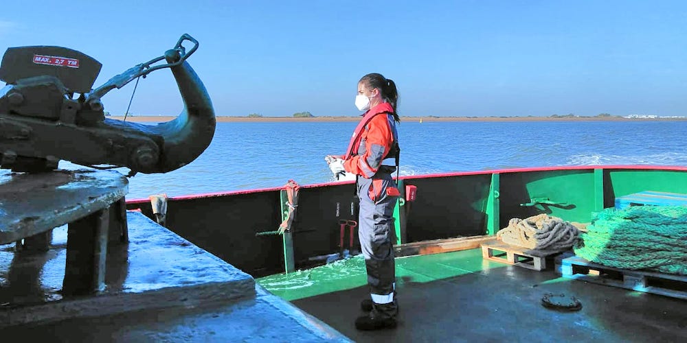 Trabajadora gente del mar