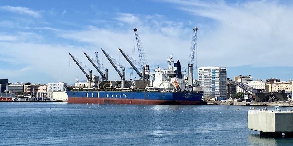Descarga maiz puerto Malaga