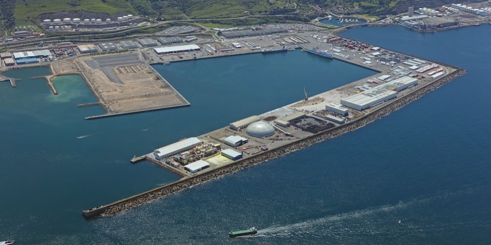 puerto Bilbao muelle AZ1