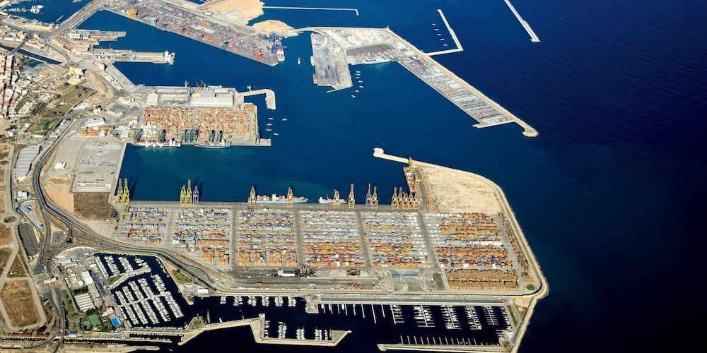 La instalación garantizará el suministro de energía eléctrica al puerto de Valencia.