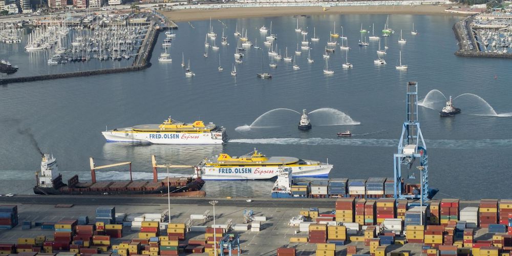 La naviera transportó más de cien mil unidades de carga el año pasado.