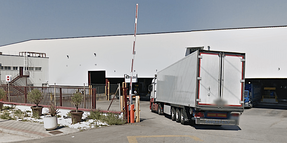 Camion en Plataforma logistica Carrefour Dos Hermanas