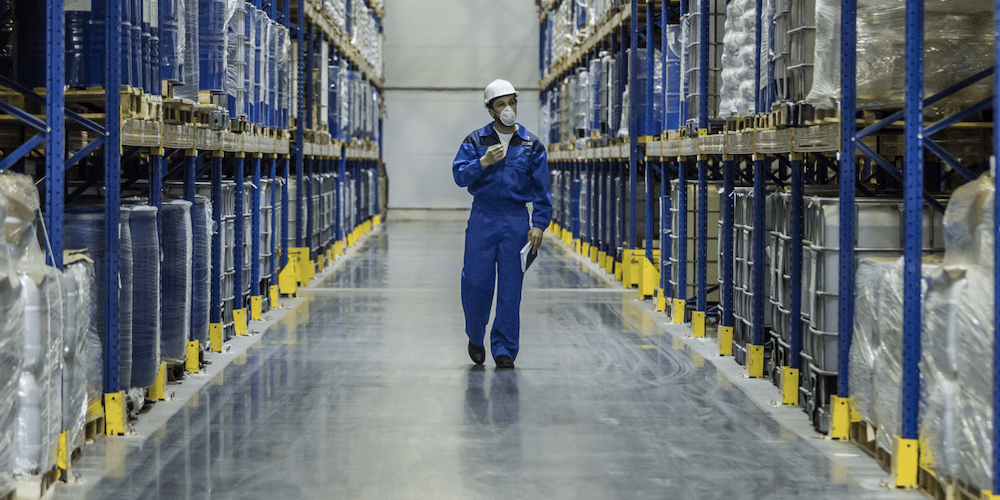 Almacenamiento mercancias peligrosas