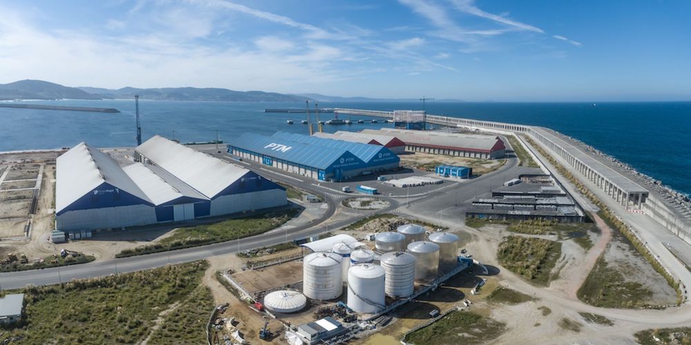 Punta Langosteira puerto exterior Coruña