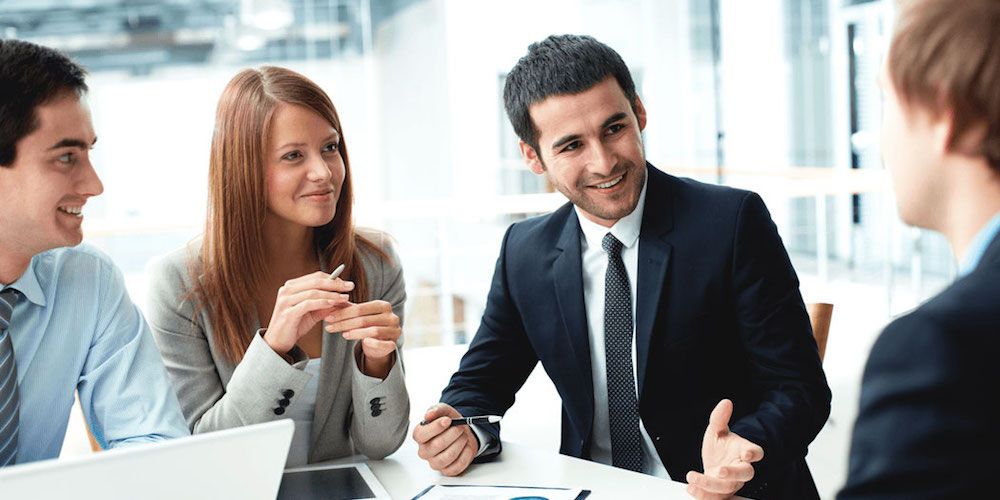 Profesionales sector logistico maritimo