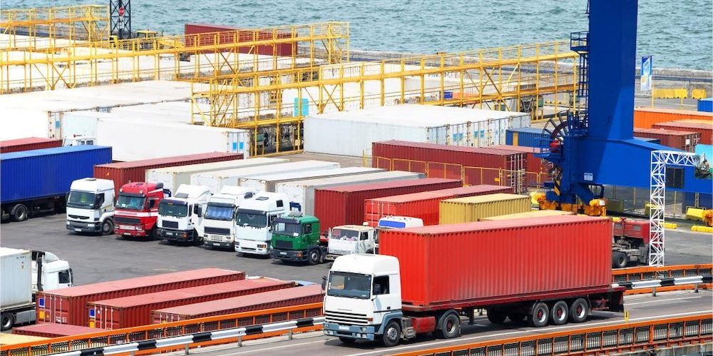 intermodal camiones puerto terminal contenedores