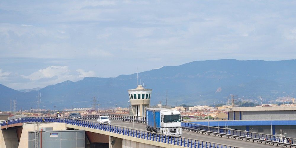 Puente movil puerto Tarragona