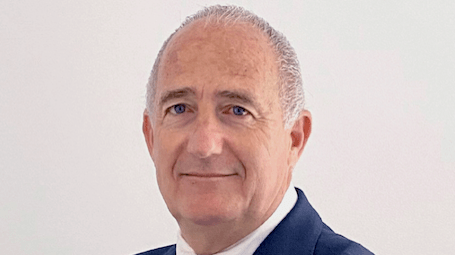 Miguel Angel Jimenez Inmoking