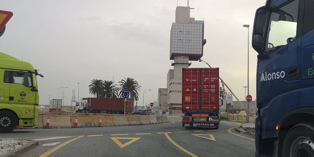 Trafico camiones puerto de Valencia Trafico camiones puerto de Valencia
