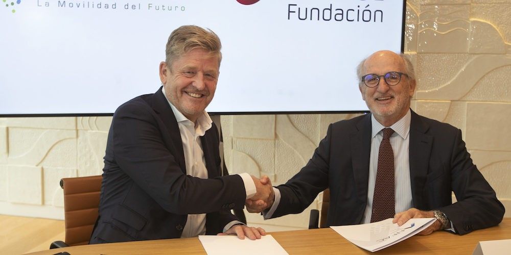 Firma acuerdo Anfac y Repsol
