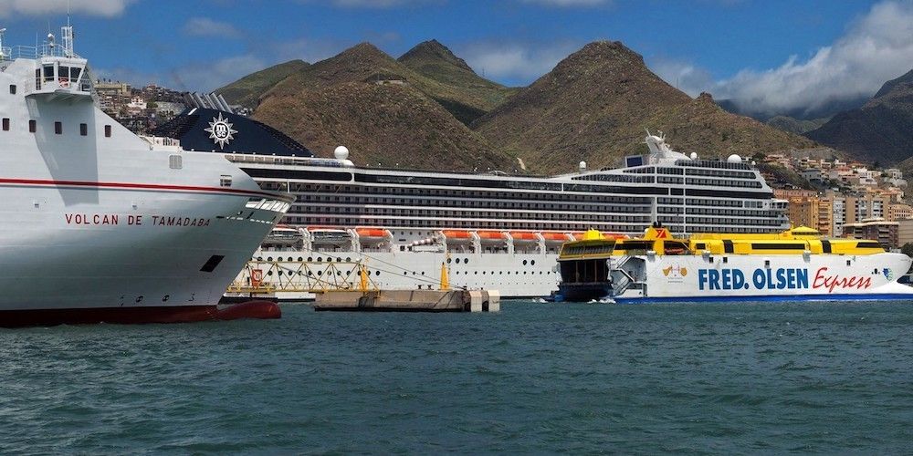 trafico pasajeros puerto Tenerife