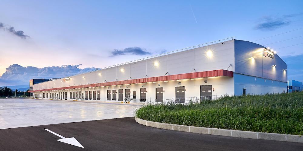 Soluciones iluminacion Trilux para DB Schenker