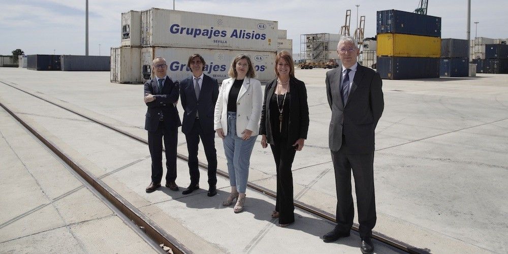 Visita presidenta Adif Puerto de Huelva mayo 2022
