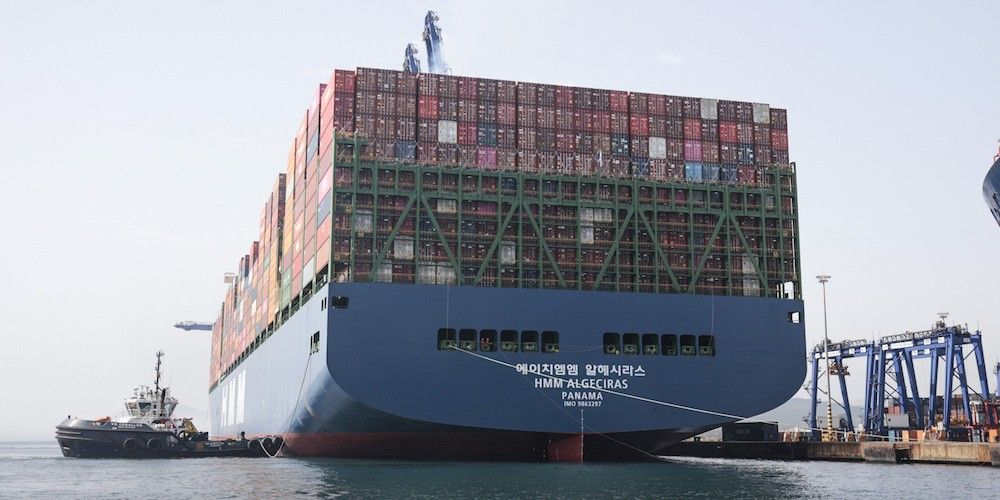 HMM Algeciras en el puerto de Algeciras