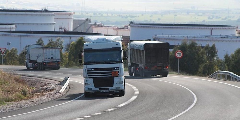 Normalidad en las restricciones para camiones en el territorio controlado por la DGT.