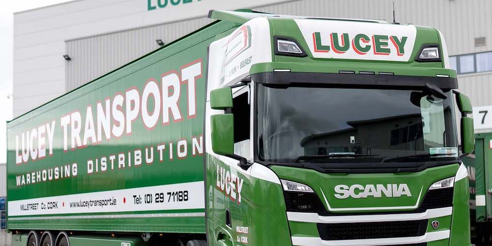 lucey transport camion y nave