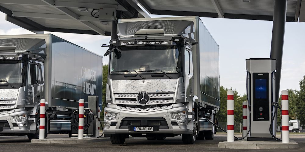 estacion recarga mercedes