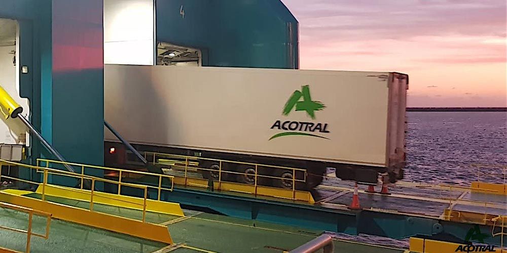 Acotral-Balearia-transporte-ro-ro-embarque-semirremolque(2) Acotral-Balearia-transporte-ro-ro-embarque-semirremolque(2)