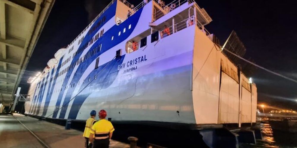 operativa ro-ro ferry gnv puerto almeria