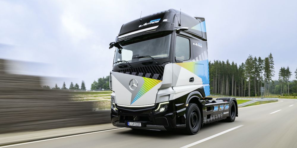 Mercedes-Benz eActros LongHaulMercedes-Benz eActros LongHaul