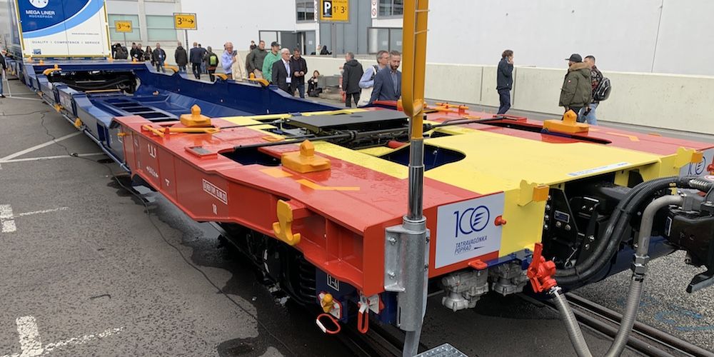 vagones pocket VTG para autopista ferroviaria