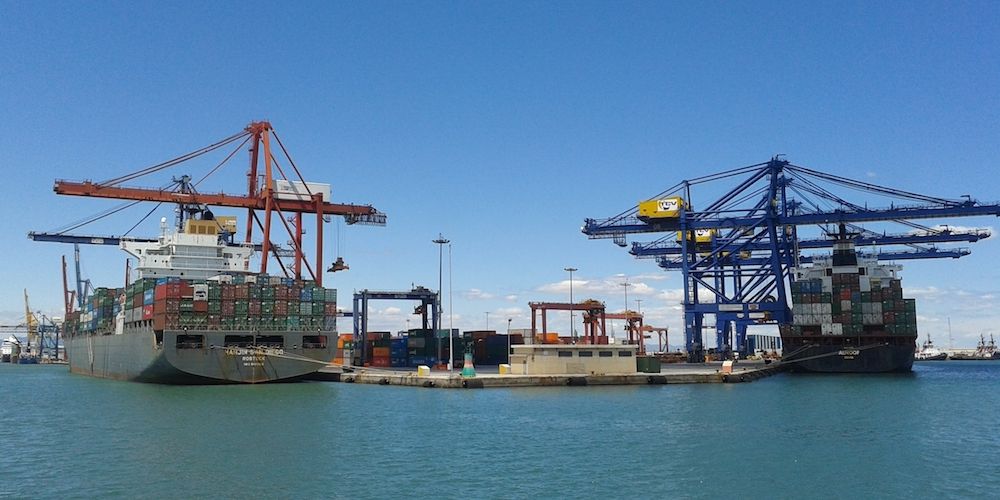 El puerto de Valencia recibe ofertas para las obras de la terminal de contenedores en la ampliación norte.