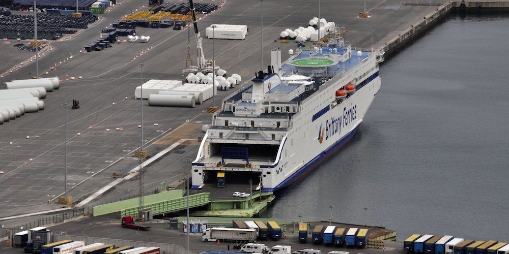 Brittany Ferries ferry Salamanca puerto Bilbao