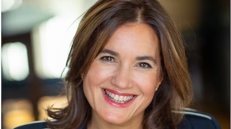 Valerie Candeiller Peugeot Valerie Candeiller Peugeot