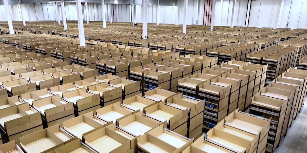 almacen e-commerce geek db schenker automatizado almacen e-commerce geek db schenker automatizado