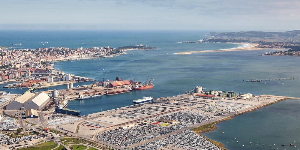 La cifra de entradas de buques al puerto de Santander aumentó de 1.470 en 2022 a 1.556 en 2023.