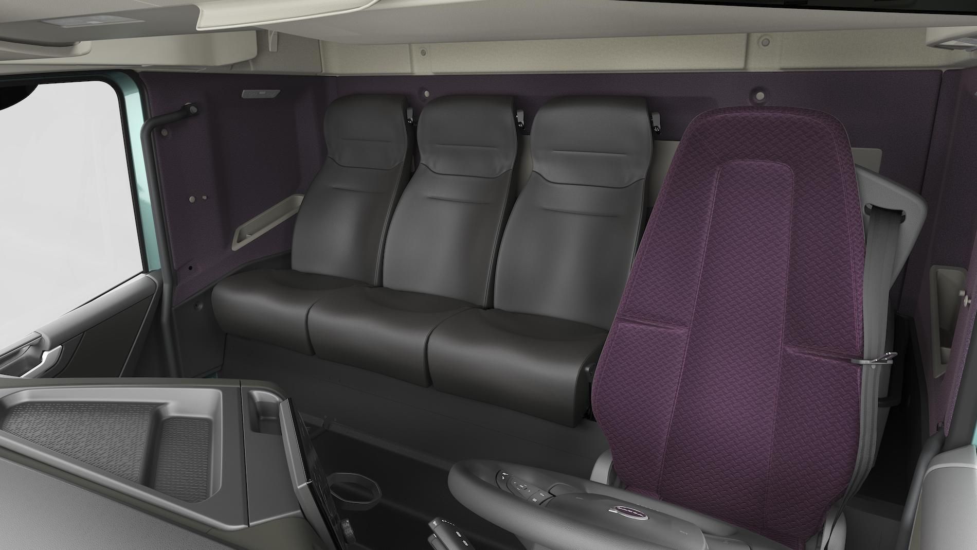 Volvo FM piso bajo asientos