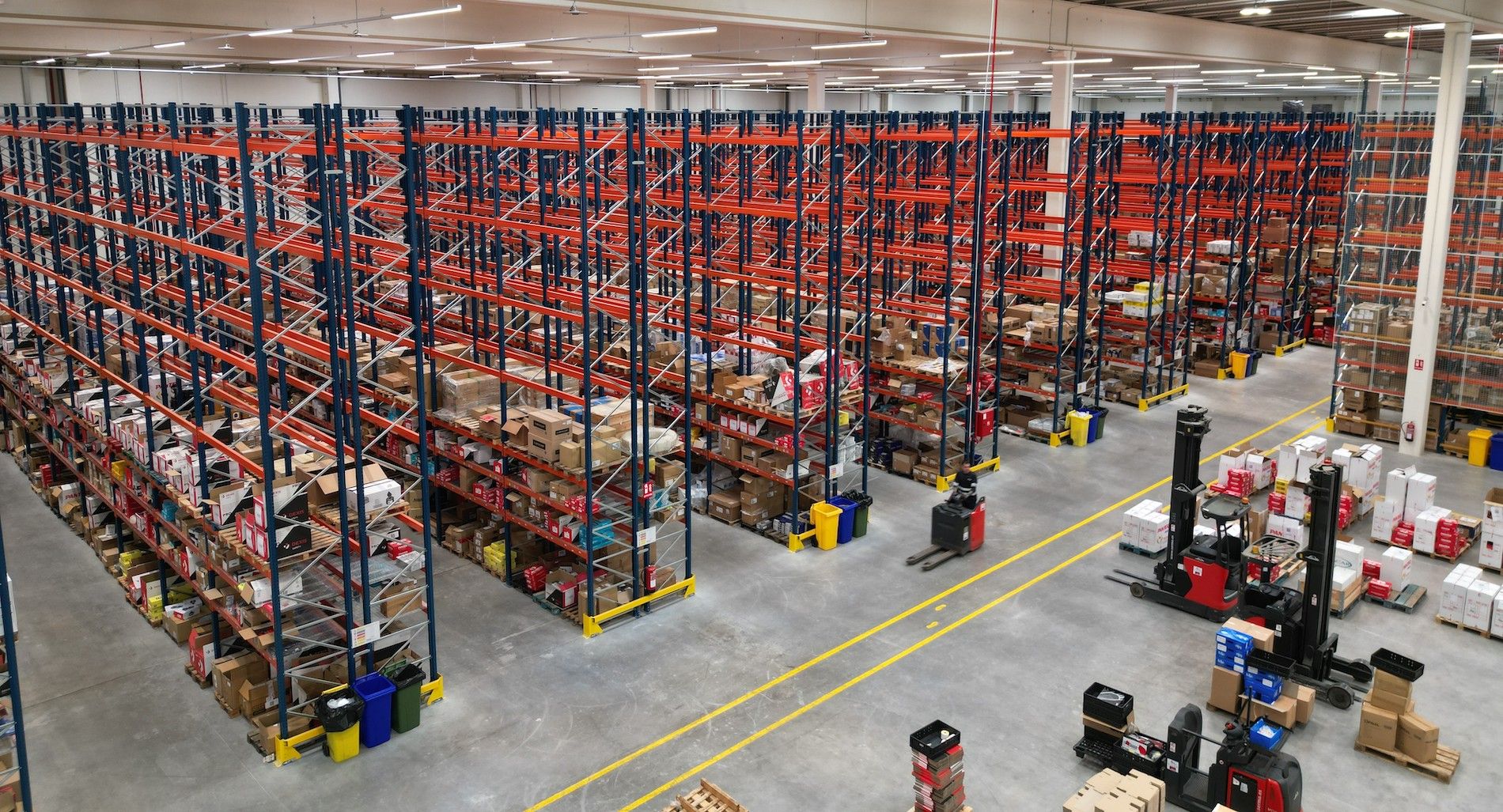 Almacen Dexis Iberica Polypal