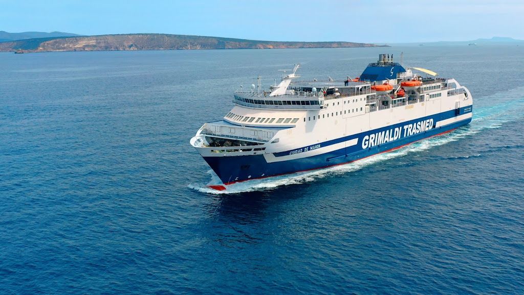 ferry Ciudad de Mahon de Trasmed