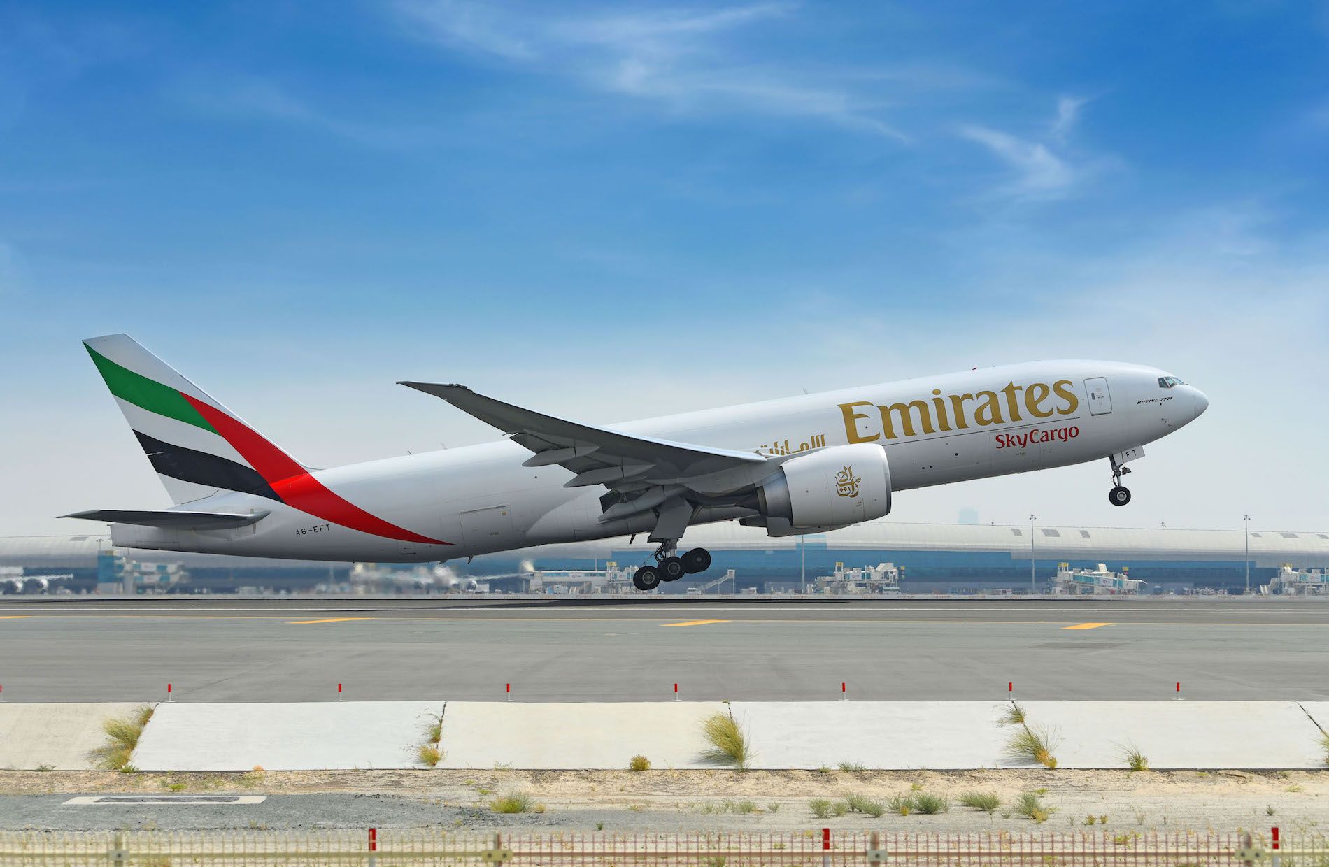 avion emirates skycargo