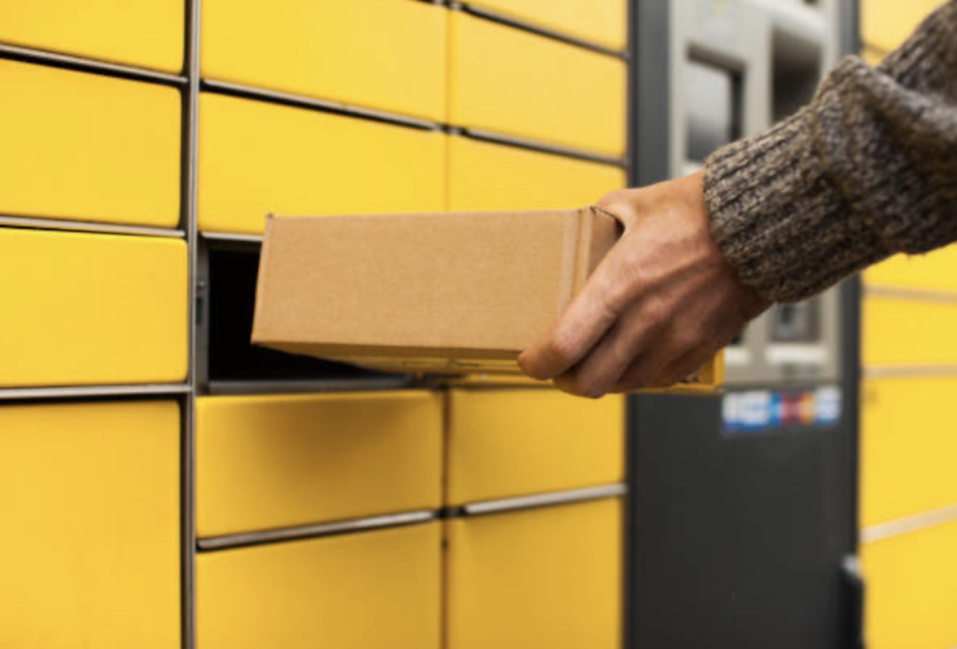 La entrega no domiciliaria envíos paquetería de comercio electrónico en España