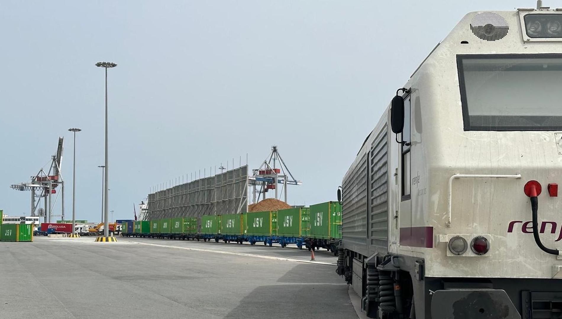tren contenedores renfe mercancias terminal JSV puerto alicante