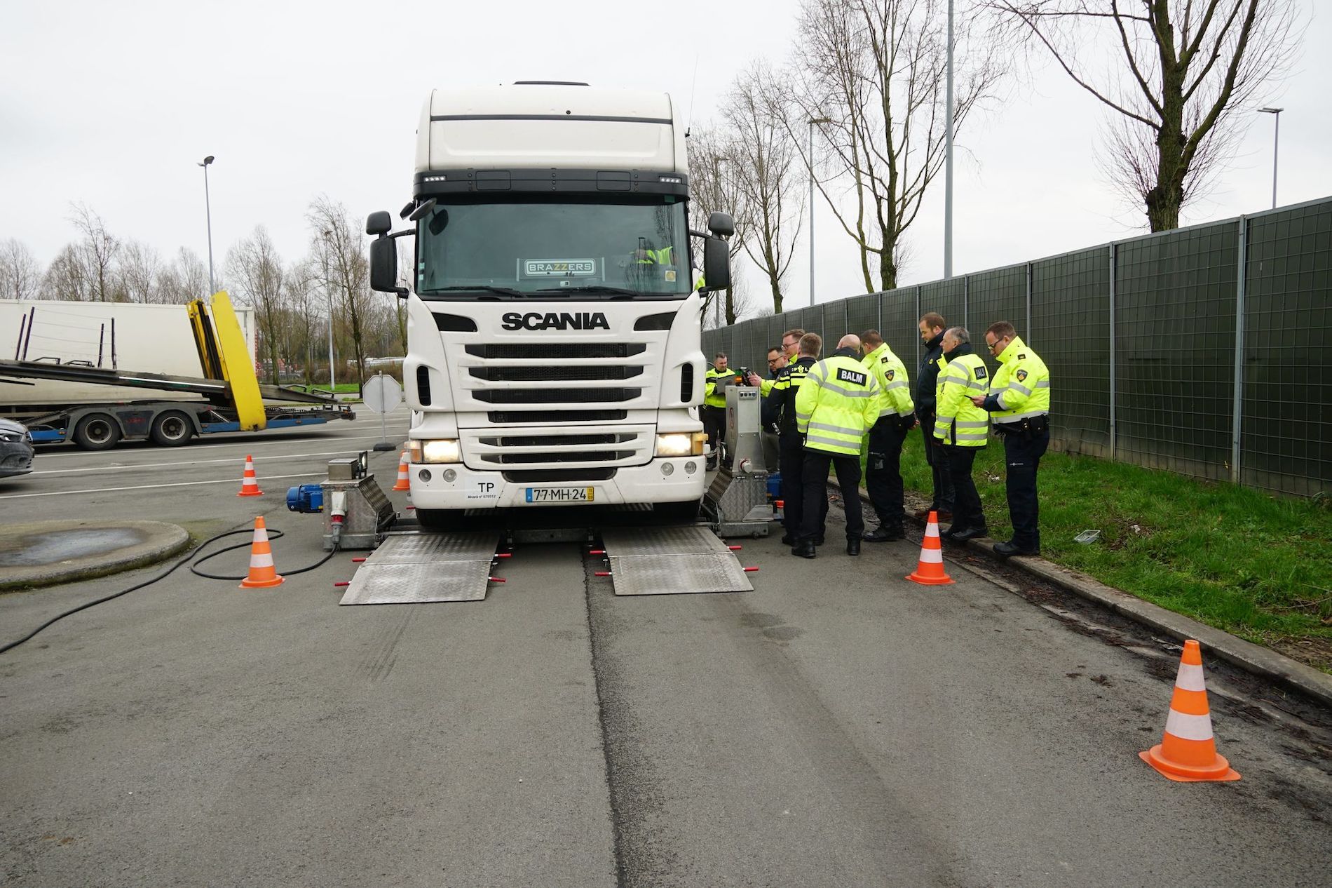 control peso camion roadpol