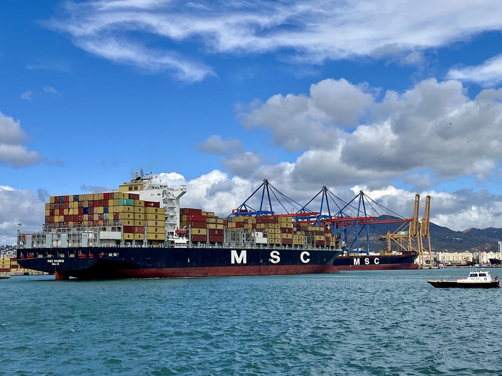 Dos buques MSC en Noatum puerto Malaga