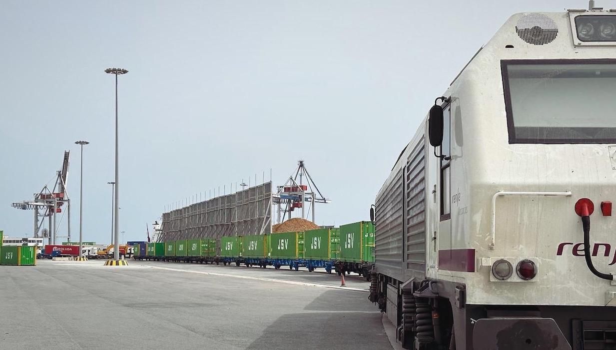 tren jsv locomotora renfe puerto alicante